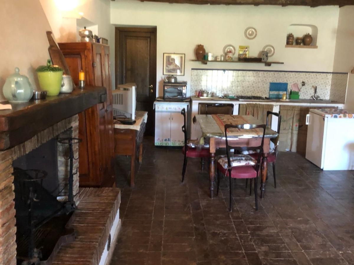 Casa Indipendente In Paese Con Giardino Villa Saturnia Eksteriør billede