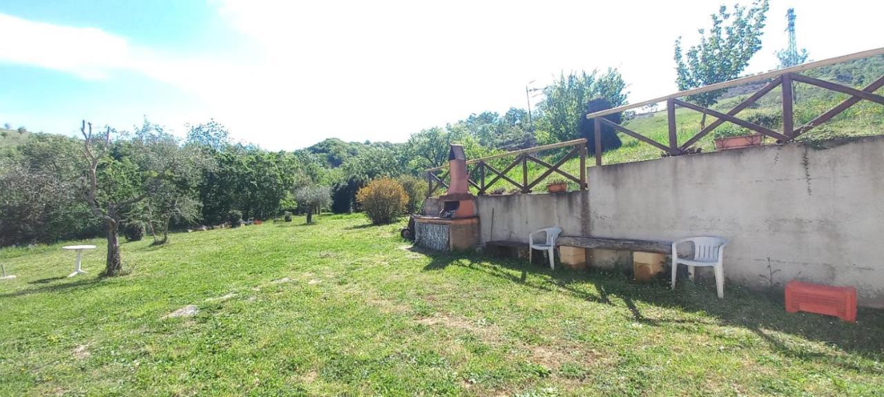 Casa Indipendente In Paese Con Giardino Villa Saturnia Eksteriør billede